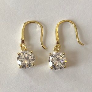 CZ diamond earrings. 18k gold plated silver.
